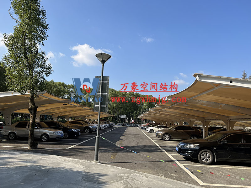 寧波大學(xué)北大門停車場(chǎng)遮陽棚改造提升工程