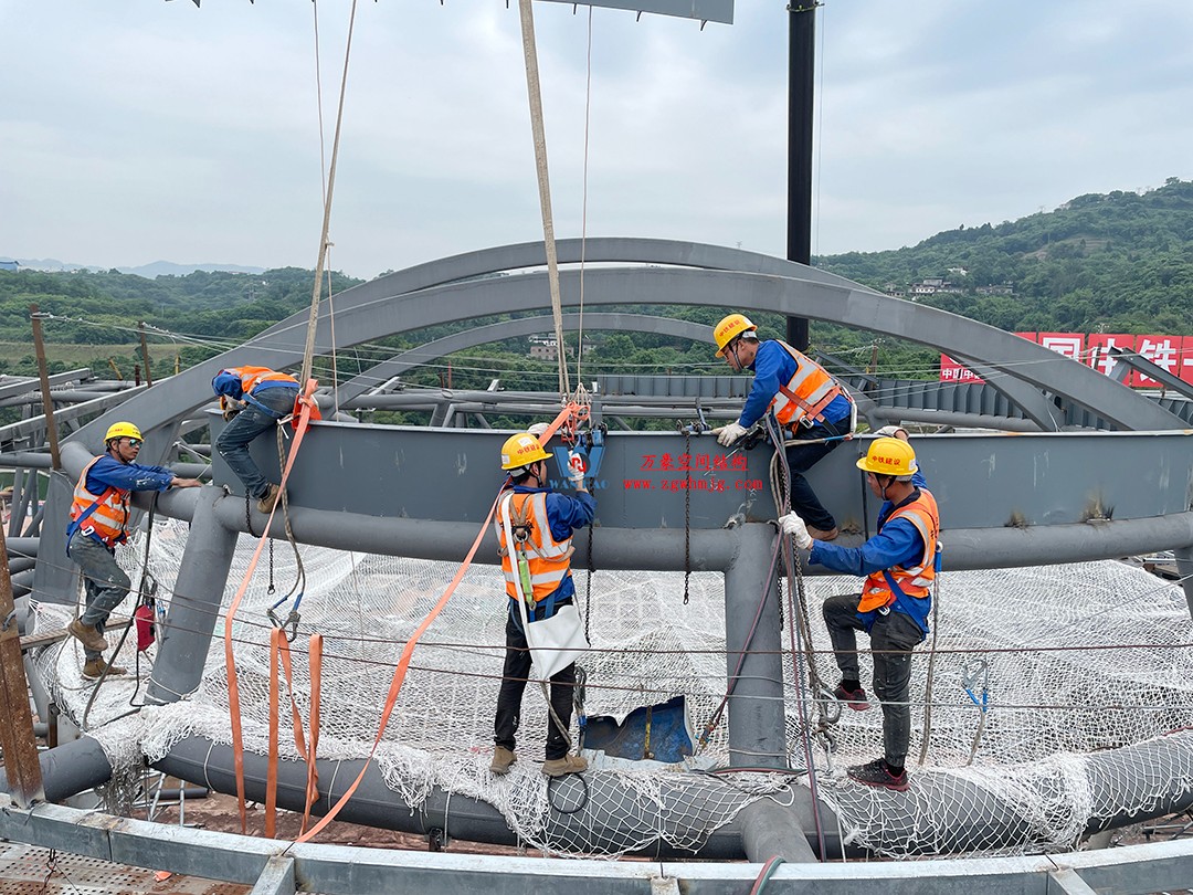 重慶東站站房正在加速建設(shè)，全力繪就項(xiàng)目新篇章